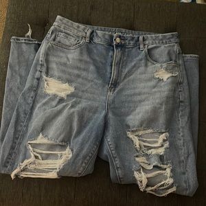 American Eagle curvy mom jeans size 14